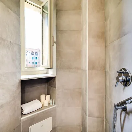 דירה Lovely Renovated 2bed Flat In Central Location *